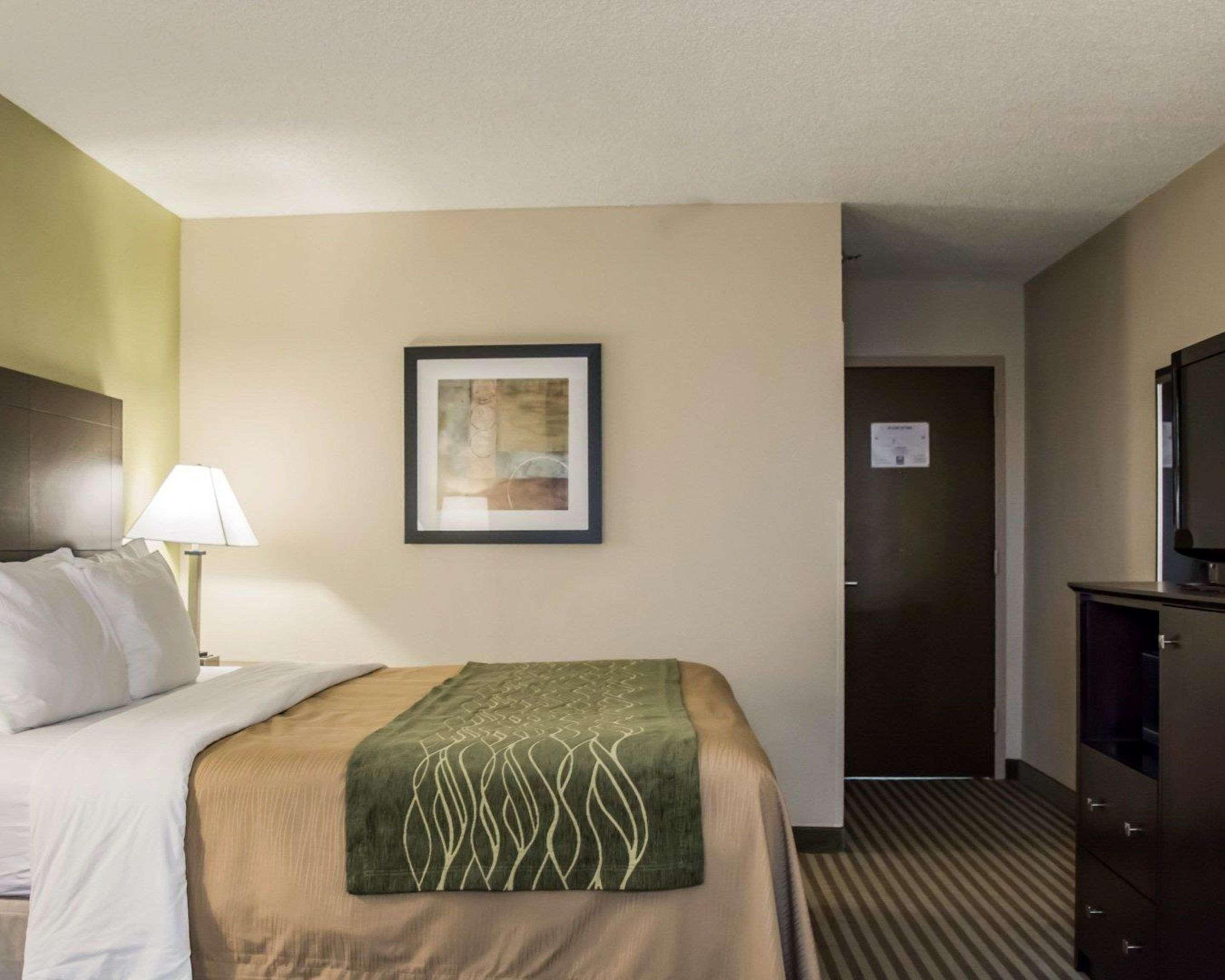 Comfort Inn & Suites St Pete - Clearwater International Airport Exteriér fotografie